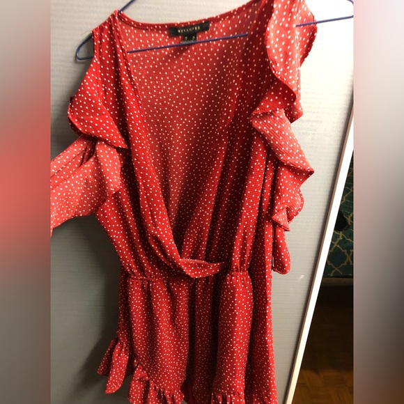 Adorable red polkatdots rompers - Picture 4 of 4